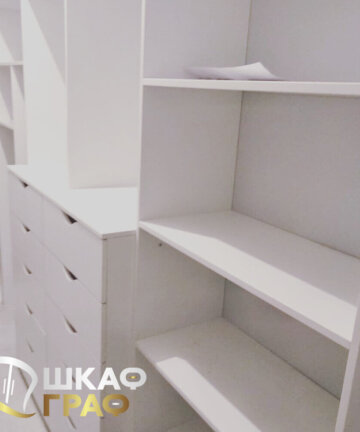 Гардеробная в стиле минимализма белая Graf № 72