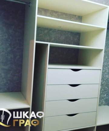 Гардеробная с выдвижными ящиками без ручек Graf № 75