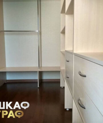 Гардеробная белого цвета Graf № 89