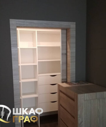 Гардеробная в кладовку Graf № 96