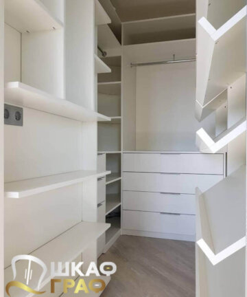 Гардеробная белая в стиле минимализма Graf № 107