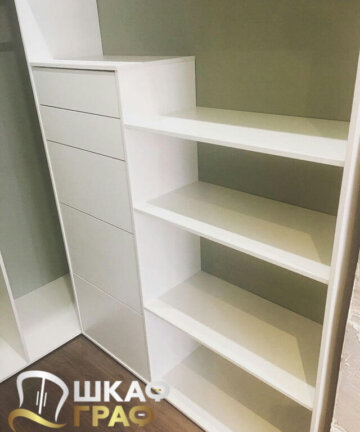 Гардеробная белая в стиле минимализма Graf № 126