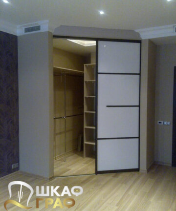 Гардеробная в светлых тонах Graf № 135