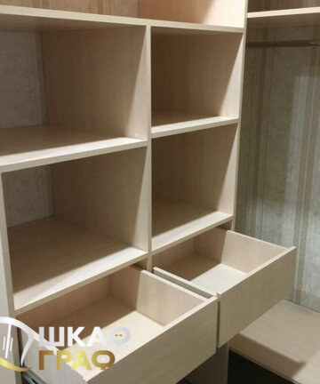 Гардеробная в светлых тонах Graf № 136