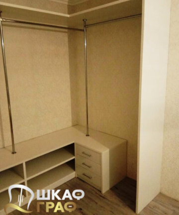 Гардеробная матовая белого цвета Graf № 143