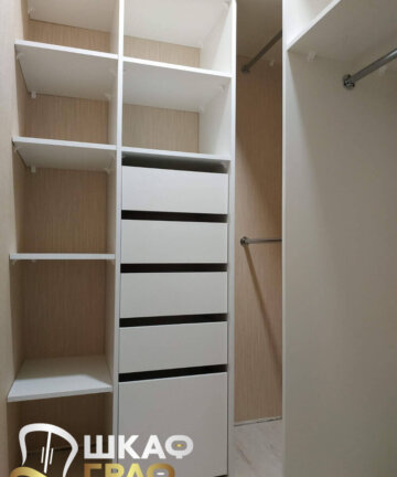 Гардеробная в светлых тонах № M-32