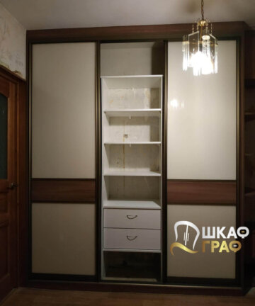 Шкаф-купе в спальню № M-60