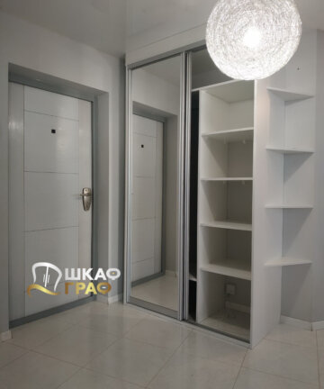 Шкаф-купе в коридор № M-63