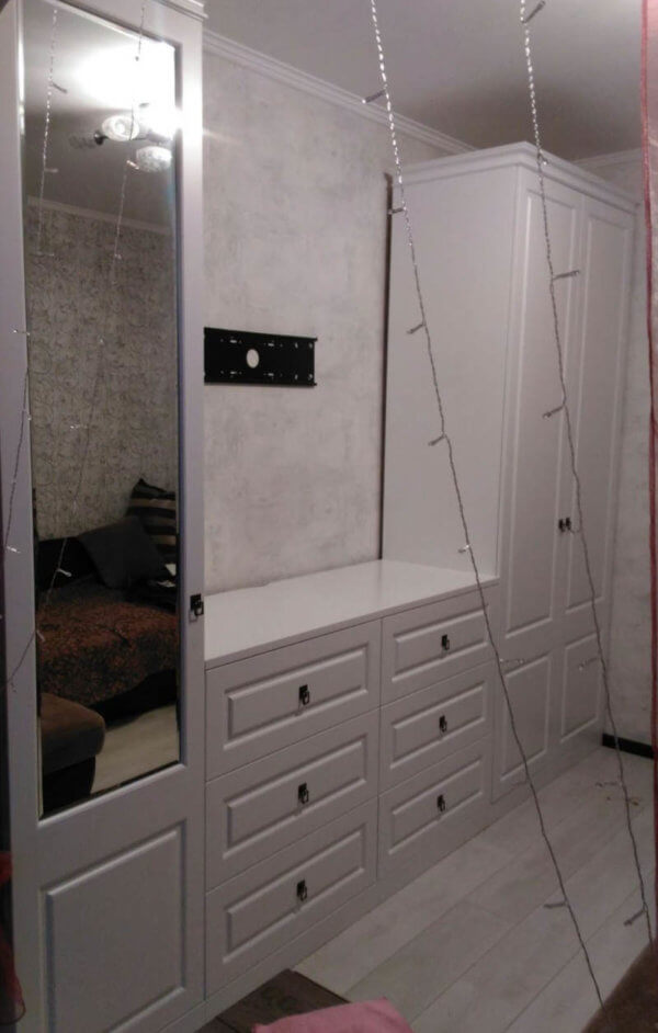 Стенка в гостиную: комод, шкаф и шкаф с зеркалом на дверце №S12 2