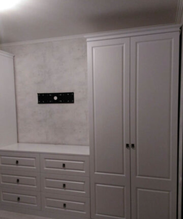 Стенка в гостиную: комод, шкаф и шкаф с зеркалом на дверце №S12 5