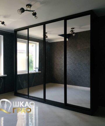 Чёрный широкий шкаф-купе № M-66