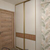 Шкаф-купе с золотым профилем и декоративной вставкой №M101 7