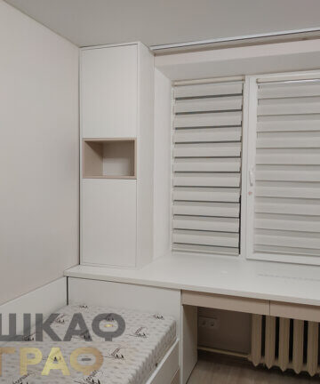 Рабочая зона в детскую